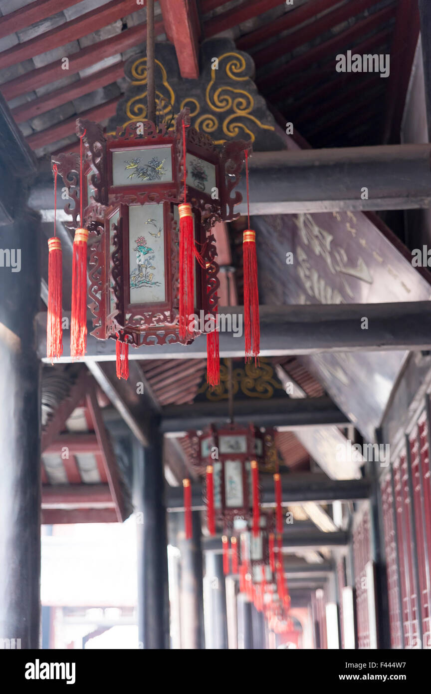 Déco à l'intérieur d'un temple chinois en Chine Banque D'Images