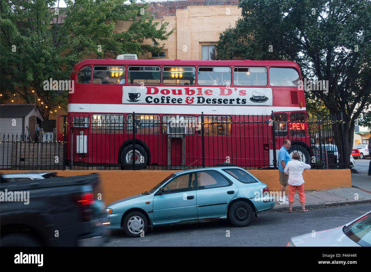 Le double d'autobus dessert et café à Asheville NC Banque D'Images