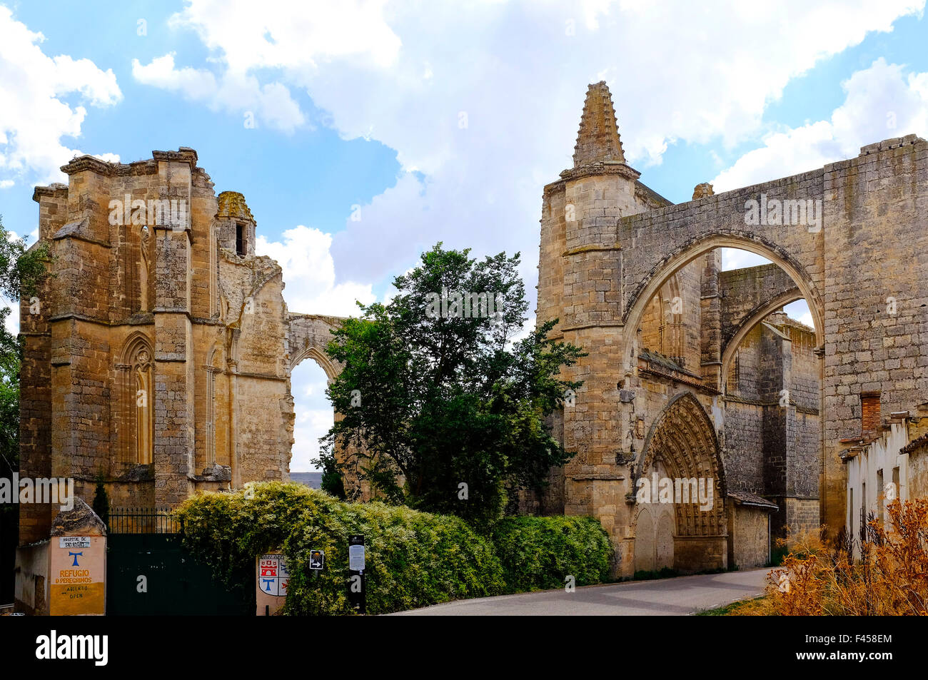 Ruines du couvent de San Anton, Castrojeriz, Castille et León, Espagne Banque D'Images