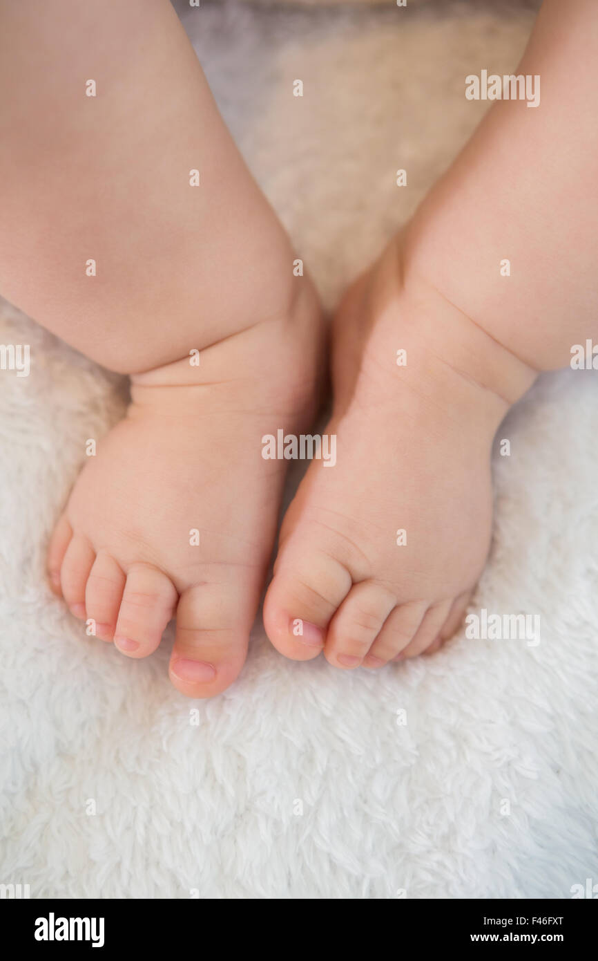 De beaux pieds de bébé Banque D'Images