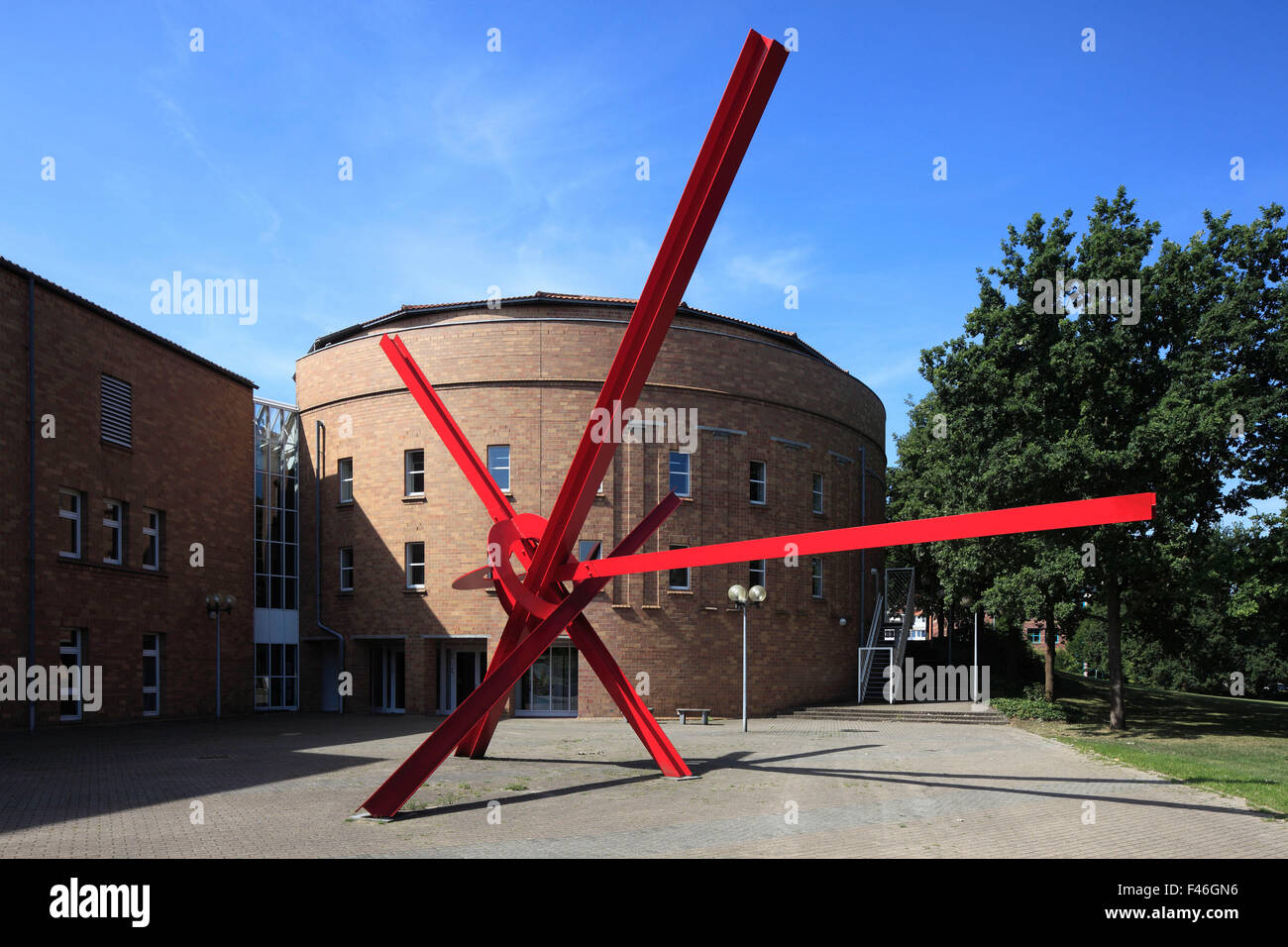 'Nouvelle Star' Skulptur von Mark di Suvero dans der Skulpturensammlung Niederrhein, Viersen, Allemagne Banque D'Images