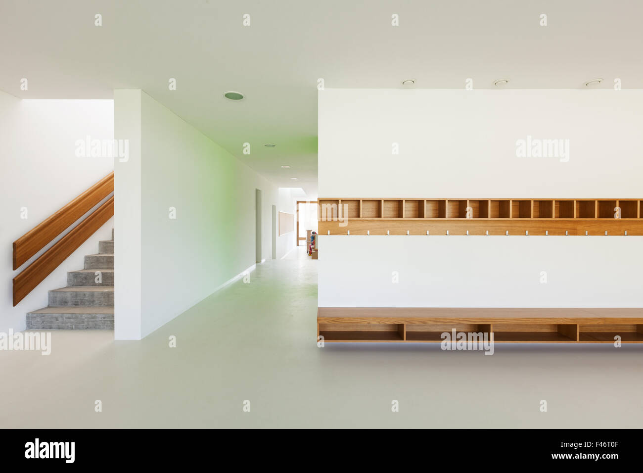 Nouvelle architecture, de l'intérieur, de l'école élémentaire Banque D'Images