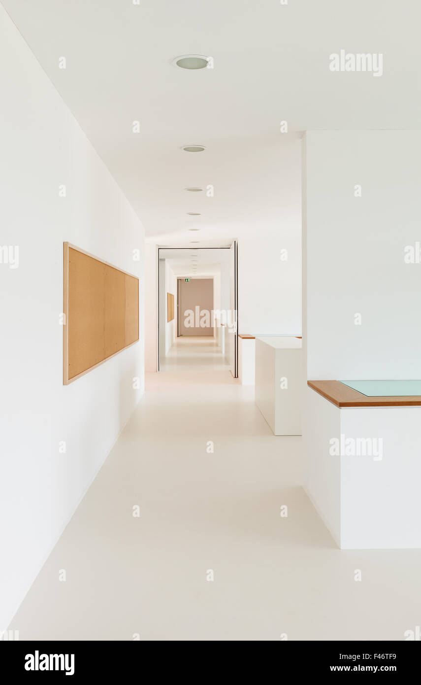 Nouvelle architecture de l'école primaire ; intérieur ; Banque D'Images