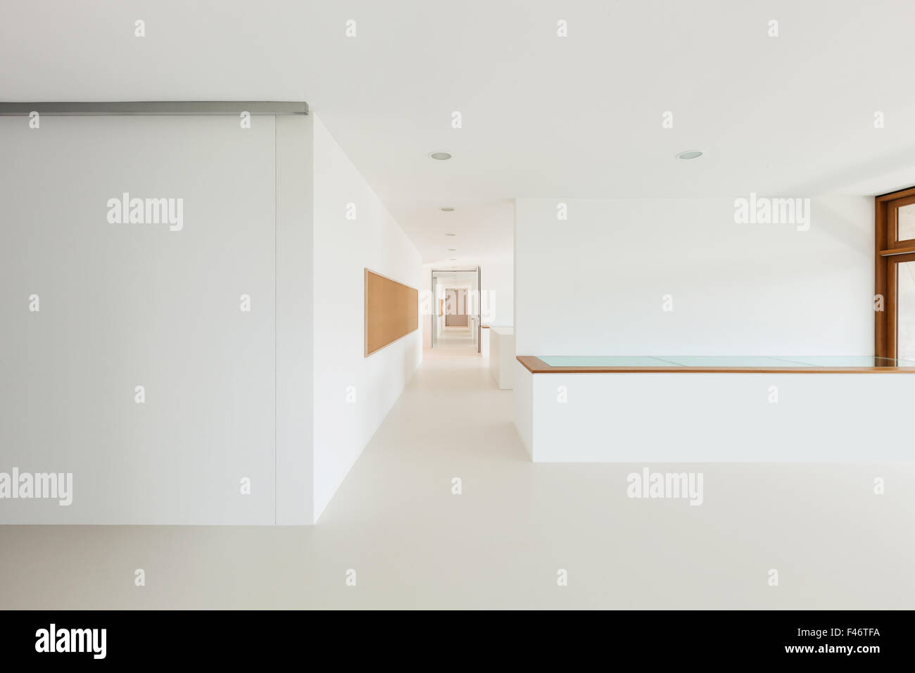 Nouvelle architecture de l'école primaire ; intérieur ; Banque D'Images
