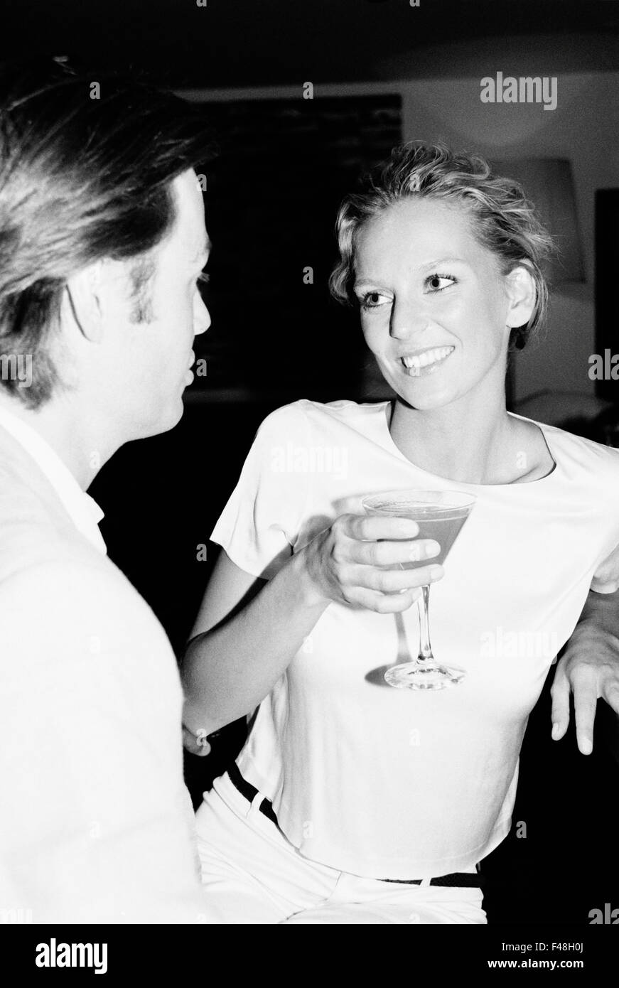 Un couple dans un bar, de l'Italie. Banque D'Images