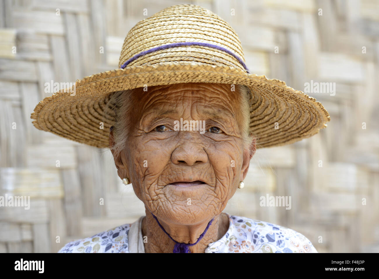 Asie MYANMAR NYAUNGSHWE FEMMES Banque D'Images
