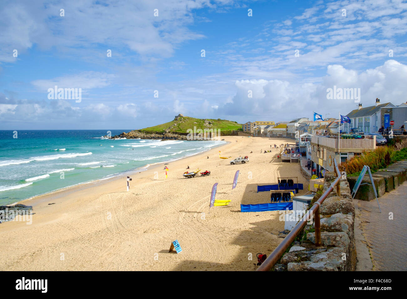 St Ives Porthmeor beach en été, St Ives, Cornwall, England, UK Banque D'Images