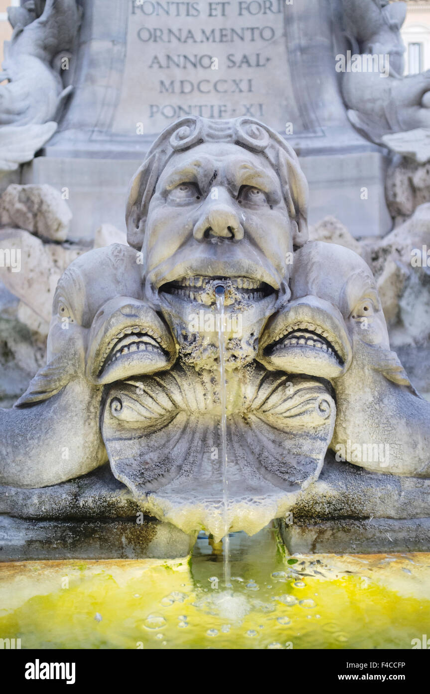 Fontana del Pantheon, Piazza della Rotonda, Rome, Italie Banque D'Images