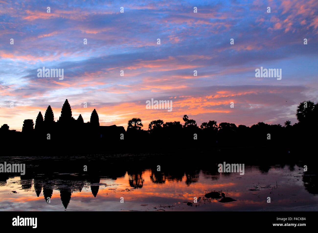 Lever de soleil à Angkor Wat Banque D'Images