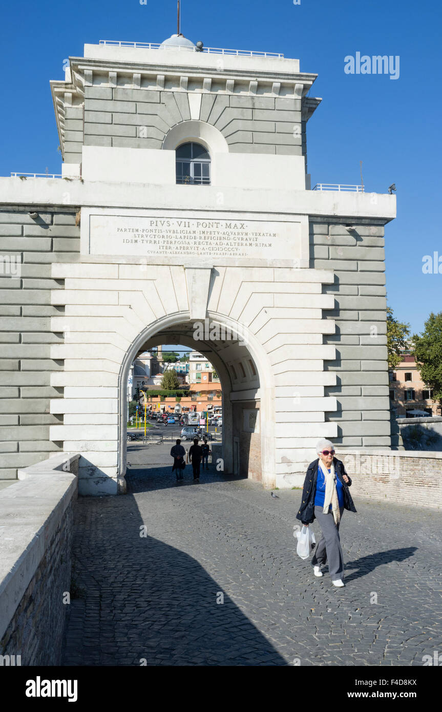 Ponte Milvio sur le Tibre, Rome, Italie Banque D'Images