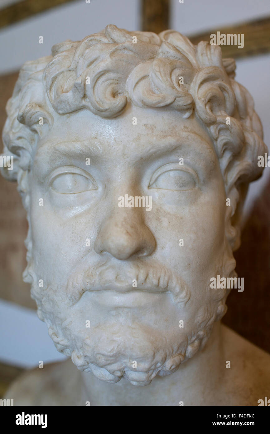 L'Italie, Rome, Musei Capitolini. Bustes en marbre appartenant à la collection du musée. Banque D'Images