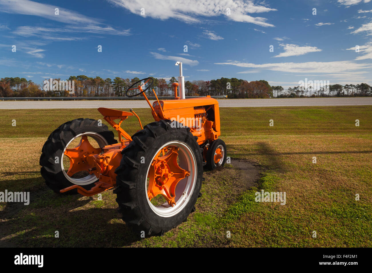 North Carolina, Barco, un tracteur agricole Banque D'Images