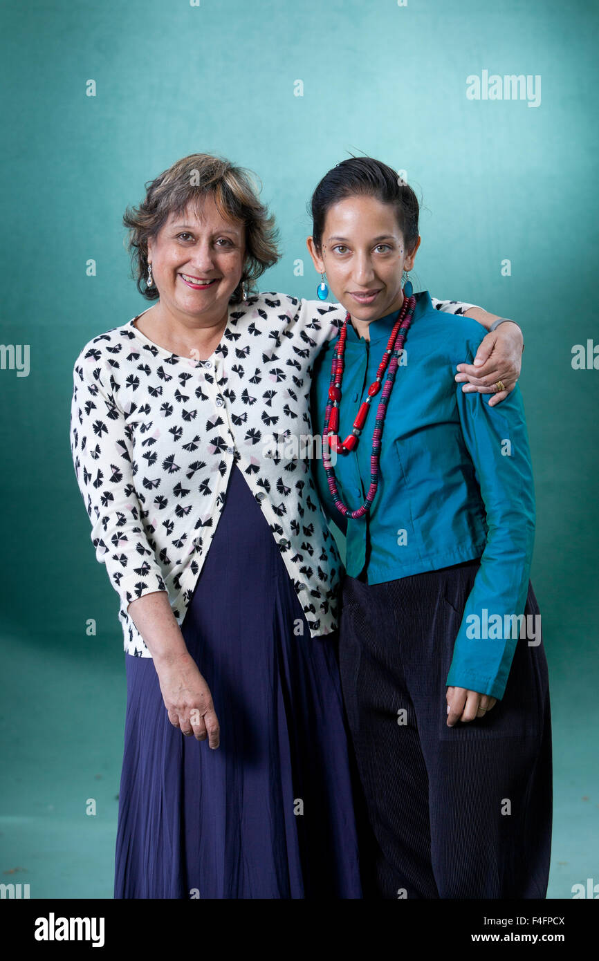 Yasmin Alibhai-Brown (à gauche), le journaliste britannique et auteur & Bidisha, le radiodiffuseur et journaliste britannique des Affaires indiennes, à l'Edinburgh International Book Festival 2015 Banque D'Images