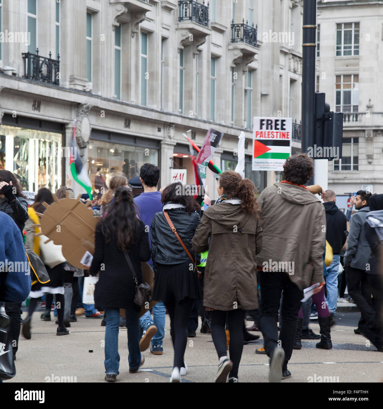 Londres, Royaume-Uni. 17 octobre, 2015. Pro-Palestinian protestataires au crédit d'Oxford Circus : Louis Champion/Alamy Live News Banque D'Images