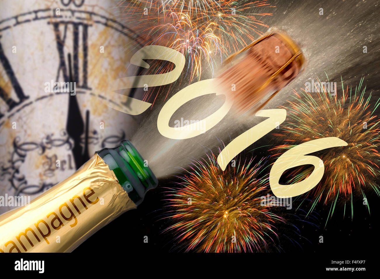 Le nouvel an 2016 avec champagne et d'artifice Banque D'Images