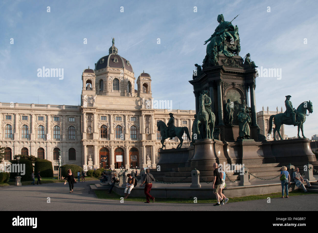 Maria Theresa Monument avec le Kunsthistorisches Museum (Musée de l'histoire de l'Art) à Vienne Banque D'Images