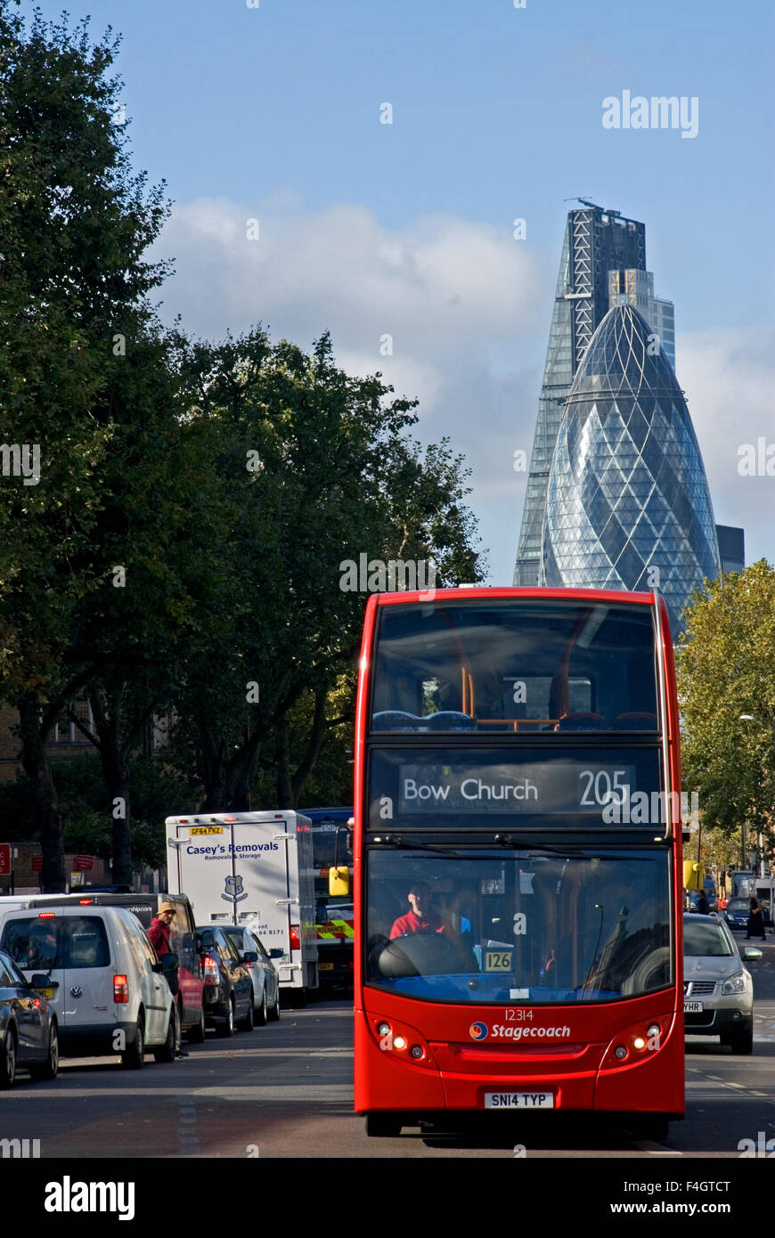 London bus rouge de l'Est de Londres Banque D'Images