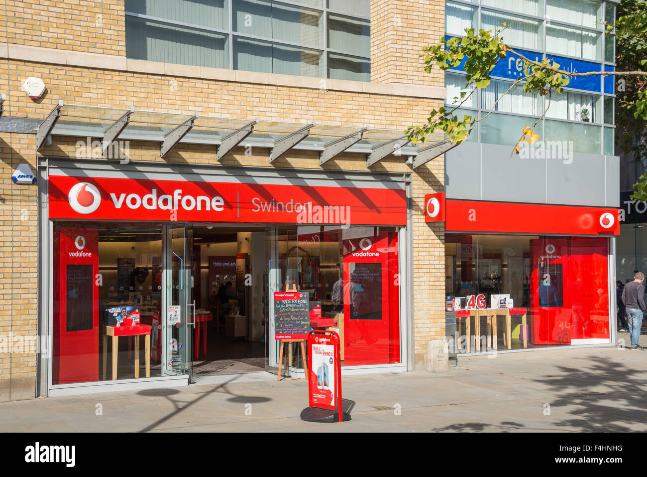Swindon Vodaphone, le magasin Eaton, Swindon, Wiltshire, Angleterre, Royaume-Uni Banque D'Images