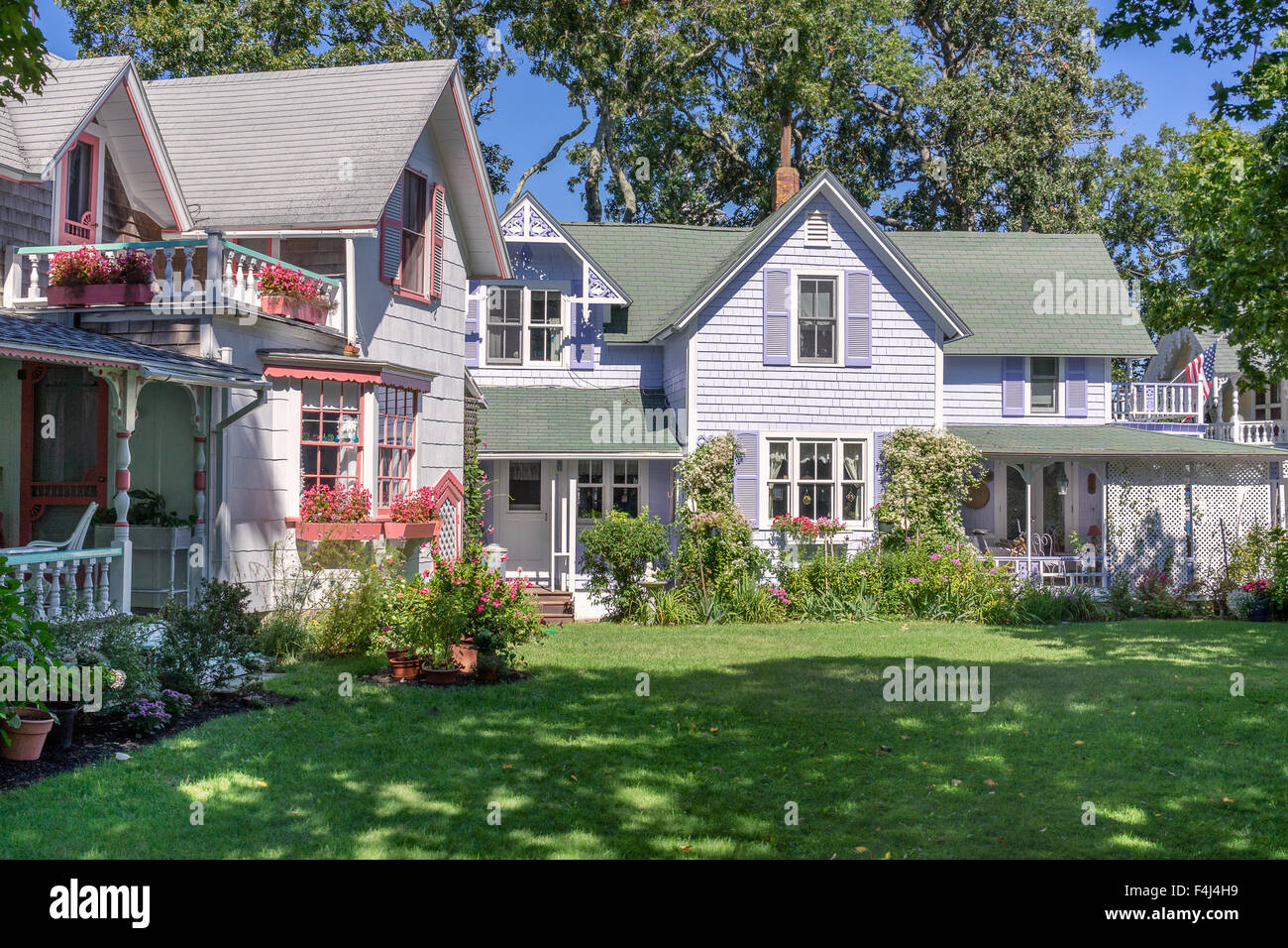 Maisons colorées à Oak Bluffs sur Marthas Vineyard Banque D'Images