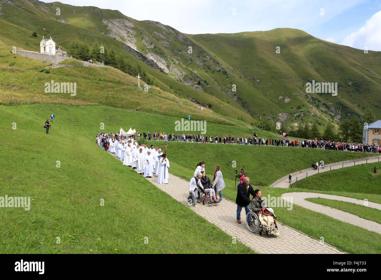 Saint Sacrement procession, sanctuaire de Notre Dame de La Salette, La Salette-Fallavaux, Isère, France Banque D'Images