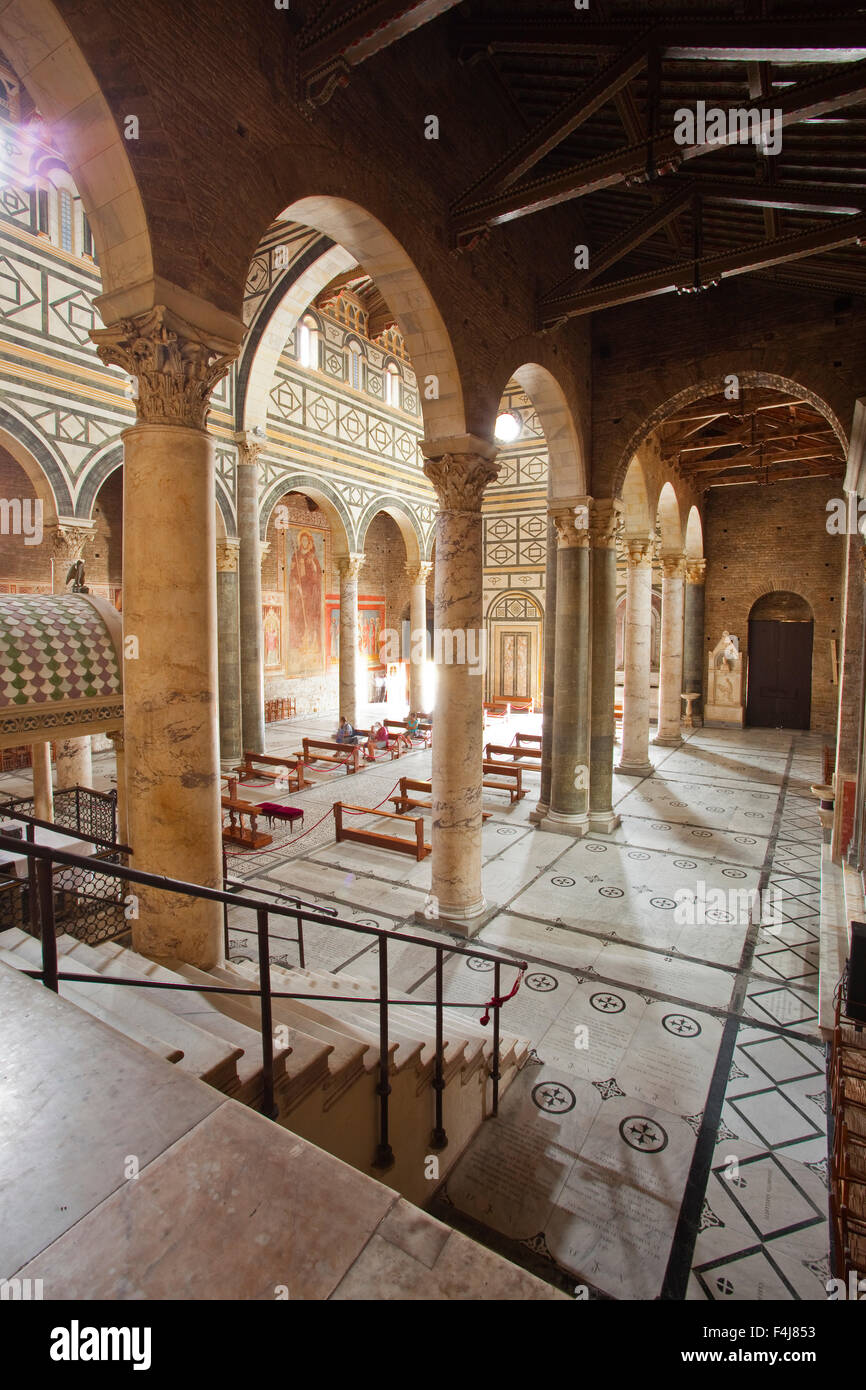 Basilica di San Miniato al Monte de Florence en Toscane, Italie, Europe Banque D'Images