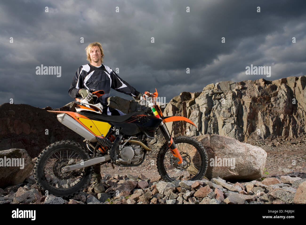 Un pilote de motocross, la Suède. Banque D'Images