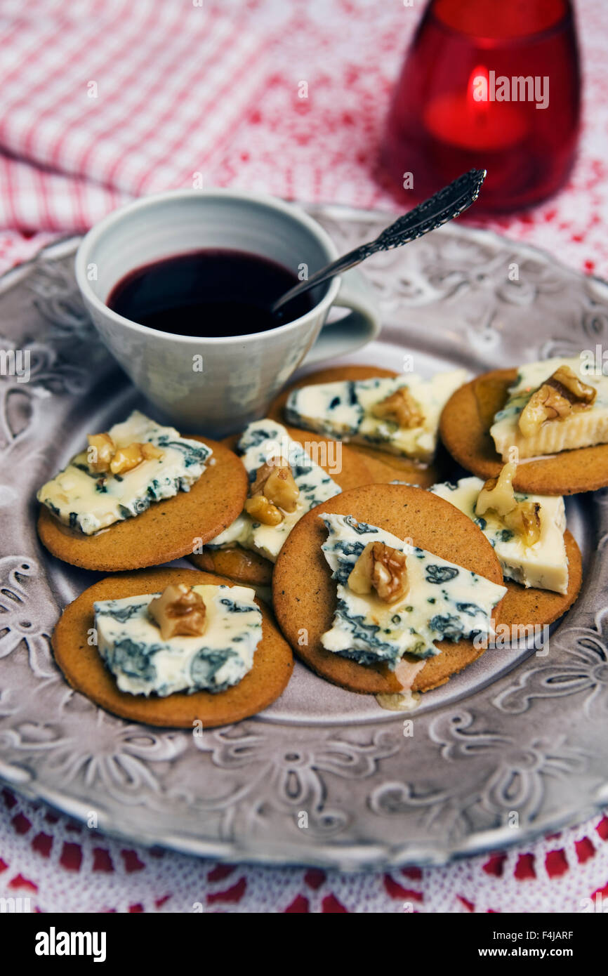 Gingerbread avec fromage bleu, la Suède. Banque D'Images