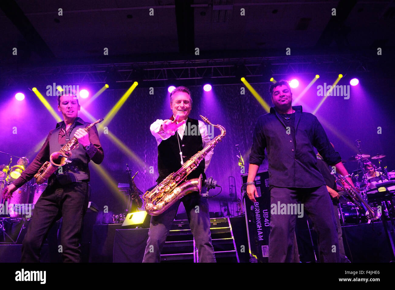 UB40 effectuer à un auditoire très à la salle de concert de Swindon Oasis Banque D'Images