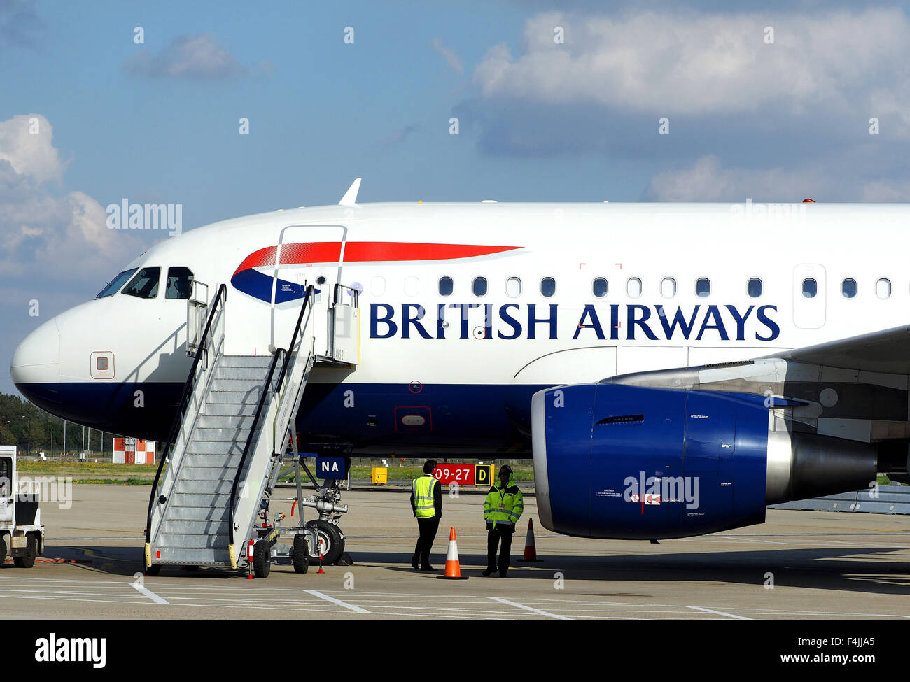 British Airways Airbus A318-100 à l'aéroport de London City. La Grande-Bretagne, Royaume-Uni Banque D'Images