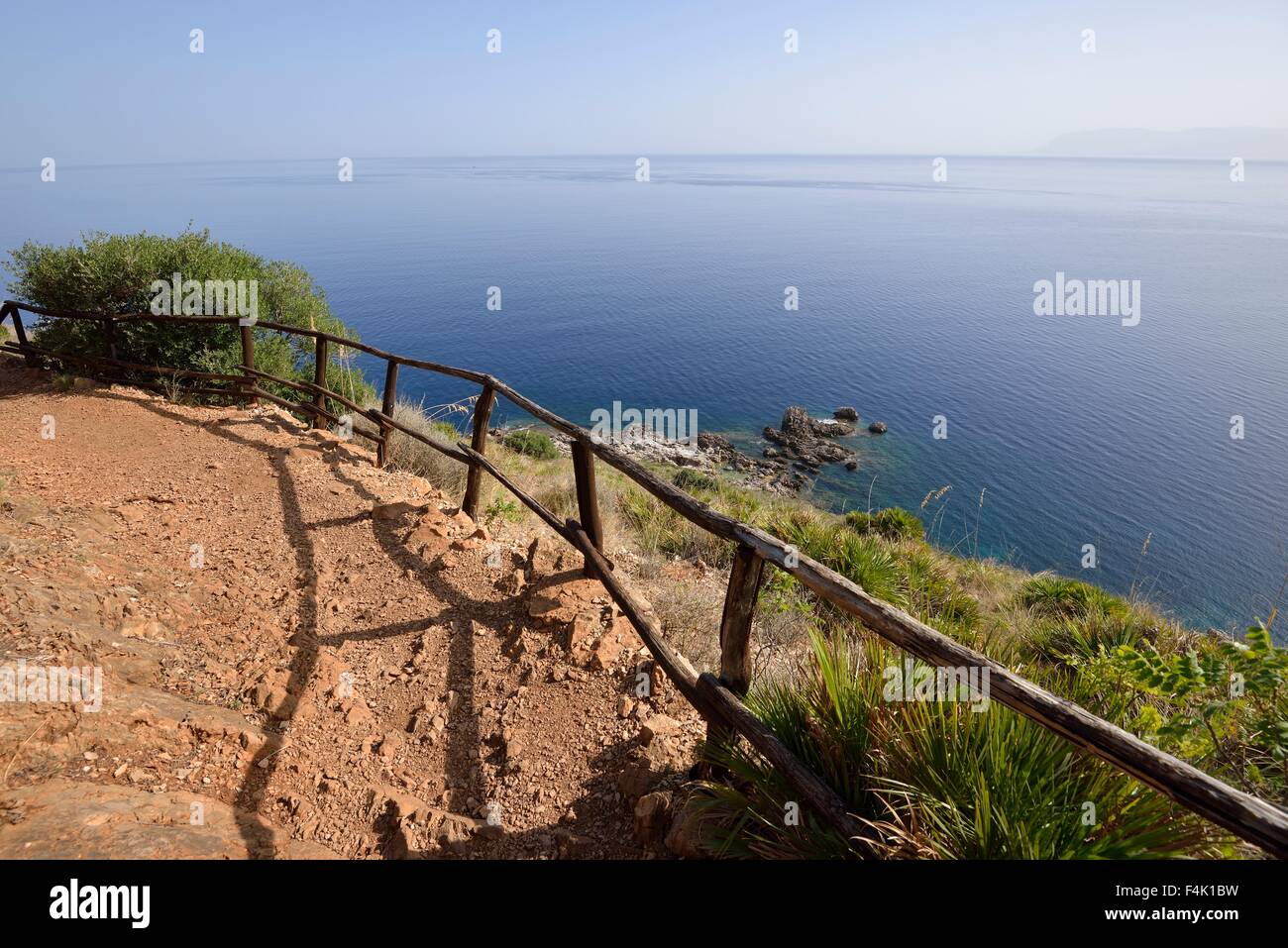 Sentier de randonnée, Zingaro, San Vito lo Capo, province de Trapani, Sicile, Italie Banque D'Images