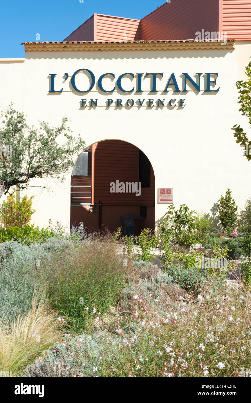 Le siège social et l'usine de L'Occitane l'entreprise de produits de beauté  de Provence Manosque en Provence France Photo Stock - Alamy