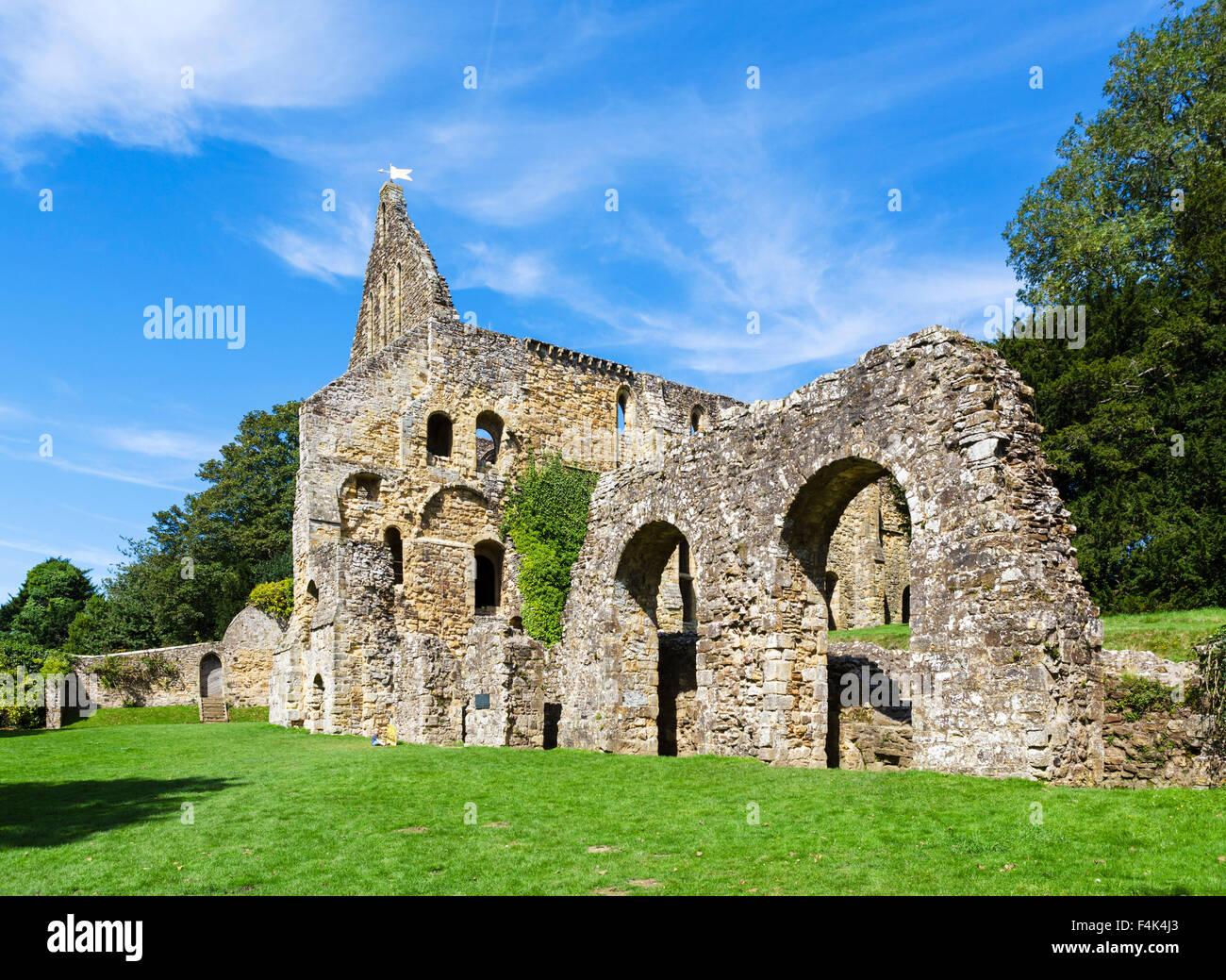 Arrière de la ruine de la gamme dortoir à Battle Abbey, 1066 Bataille de Hastings et Abbaye de bataille, East Sussex, Angleterre Royaume-uni Banque D'Images