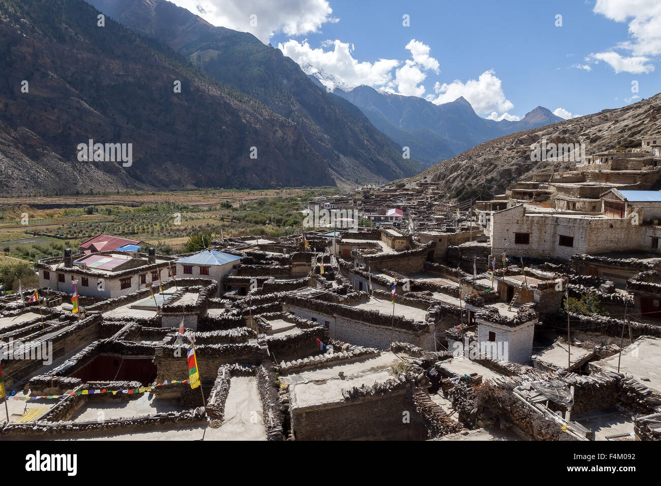 Vue sur le toit, village de Marpha, Mustang, au Népal. Banque D'Images