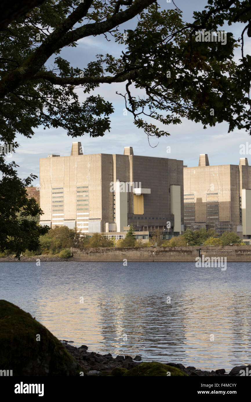 La centrale nucléaire de Trawsfynydd déclassés, Parc National de Snowdonia, Gwynedd, Pays de Galles. Banque D'Images