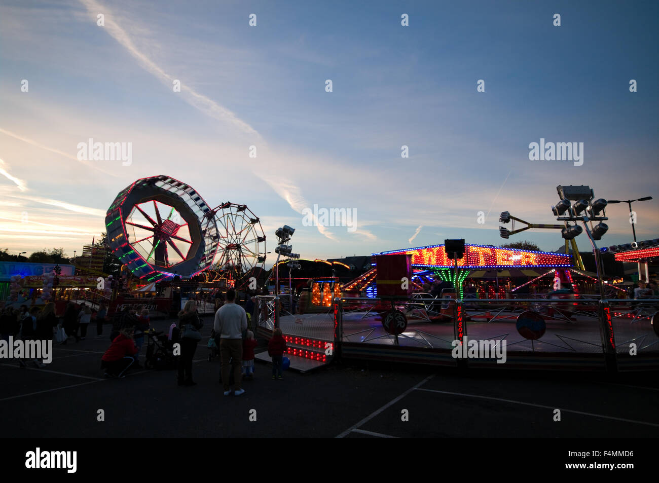 Chichester, West Sussex, Angleterre, 20 octobre 2015. Le voyage annuel Juste Sloe fête foraine est tenue à Northgate parking. Le salon a eu lieu à la même place depuis le début du xiie siècle. Crédit : Adam Manque/Alamy Live News Banque D'Images