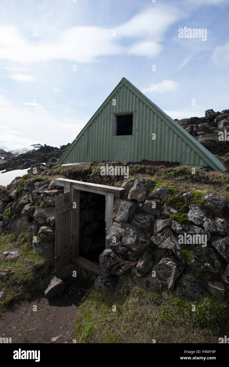 L'ancien refuge de montagne, à Landmannalugar Sudhurland, Islande. Banque D'Images