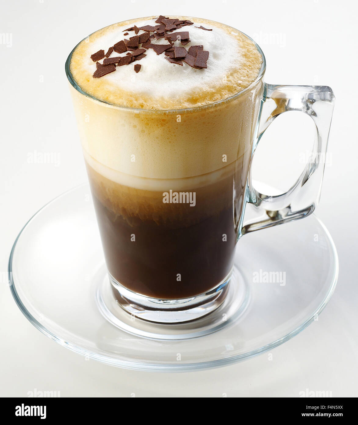 Régime salade, menthe verte,Concept thé, épices, fruits secs et noix,tasse de café de cannelle , une salade de viande, Installations pour Barbecue Banque D'Images