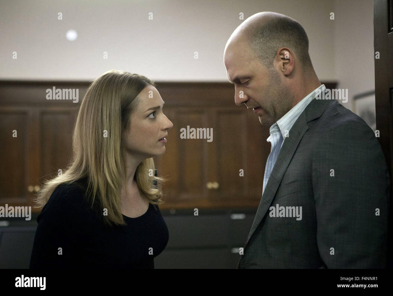 Château de cartes est une série télévisée américaine créée et produite par Beau Willimon. C'est une adaptation de la BBC, la mini-série du même nom et est basé sur le roman de Michael Dobbs. Cette photo est pour un usage éditorial uniquement et est l'auteur de la société film et/ou le photographe attribué par le film ou la société de production et ne peut être reproduite que par des publications dans le cadre de la promotion du film ci-dessus. Un crédit obligatoire pour l'entreprise de film est nécessaire. Le photographe devrait également être portés lorsqu'il est connu. Banque D'Images