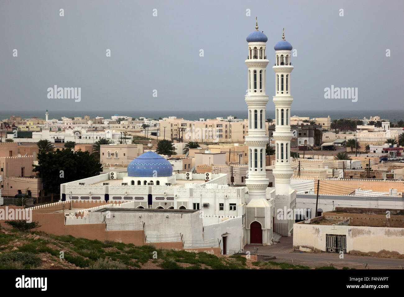 Regardez-nous à la mosquée de la ville de Sur, Oman Banque D'Images