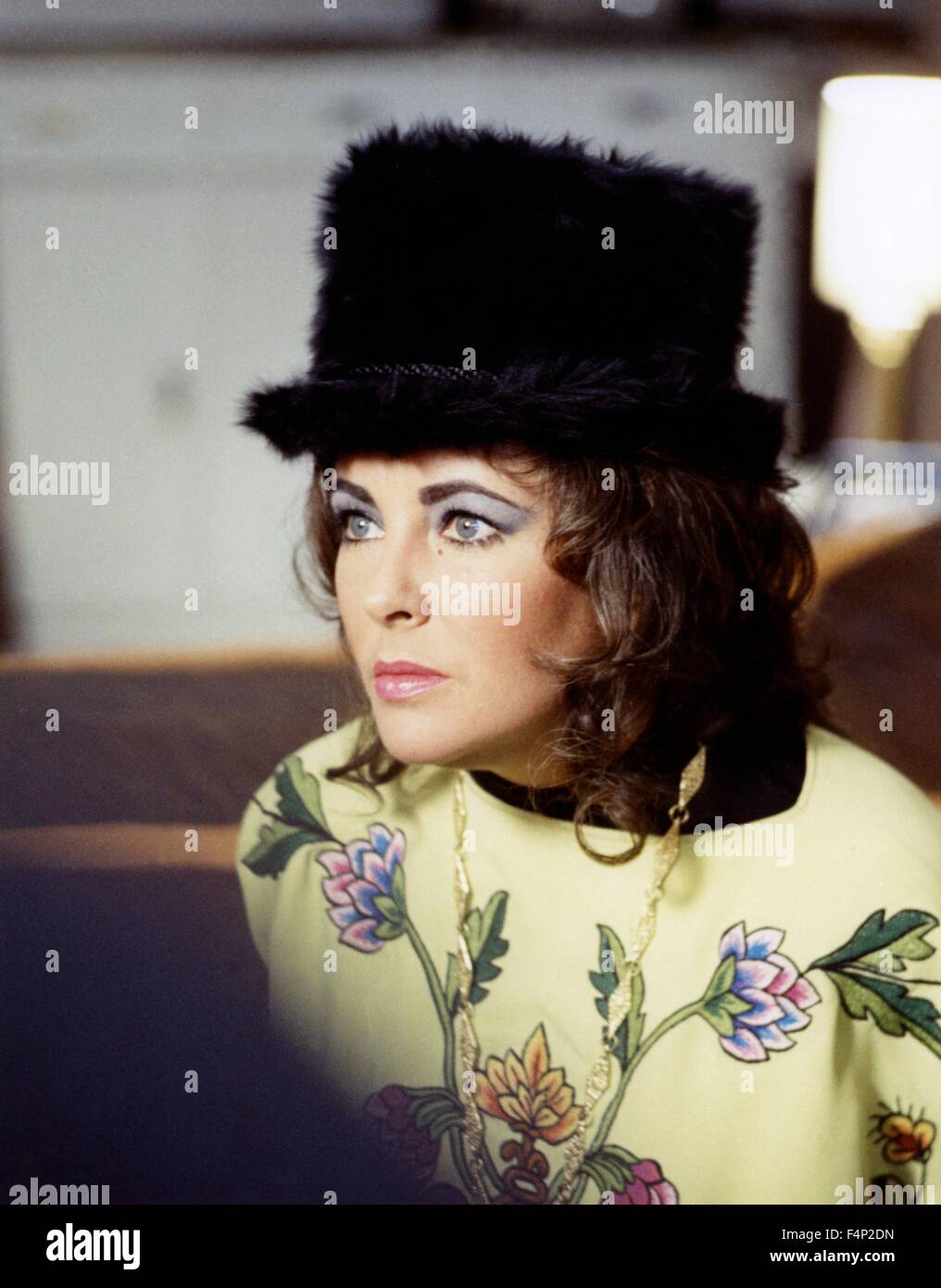 Elizabeth Taylor / Mercredi des Cendres 1973 réalisé par Larry Peerce Banque D'Images