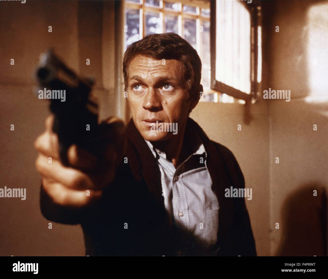 Steve McQueen Bullitt 1968 / réalisé par Peter Yates Banque D'Images