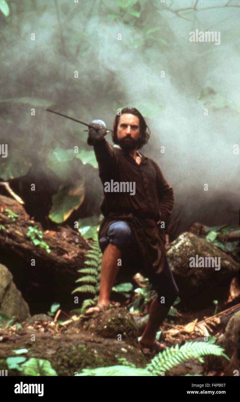 Robert de Niro / La Mission 1986 réalisé par Roland Joffe Banque D'Images