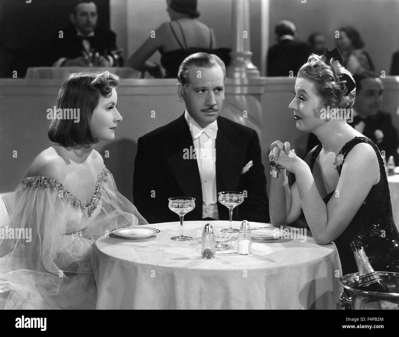 Greta Garbo, Melvyn Douglas, Ina Claire / Ninotchka 1939 réalisé par Ernst Lubitsch Banque D'Images