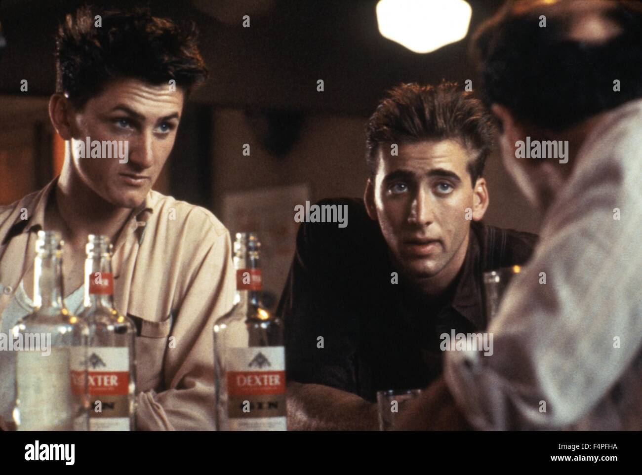 Sean Penn et Nicolas Cage / de course avec la Lune / 1984 réalisé par Richard Benjamin Banque D'Images