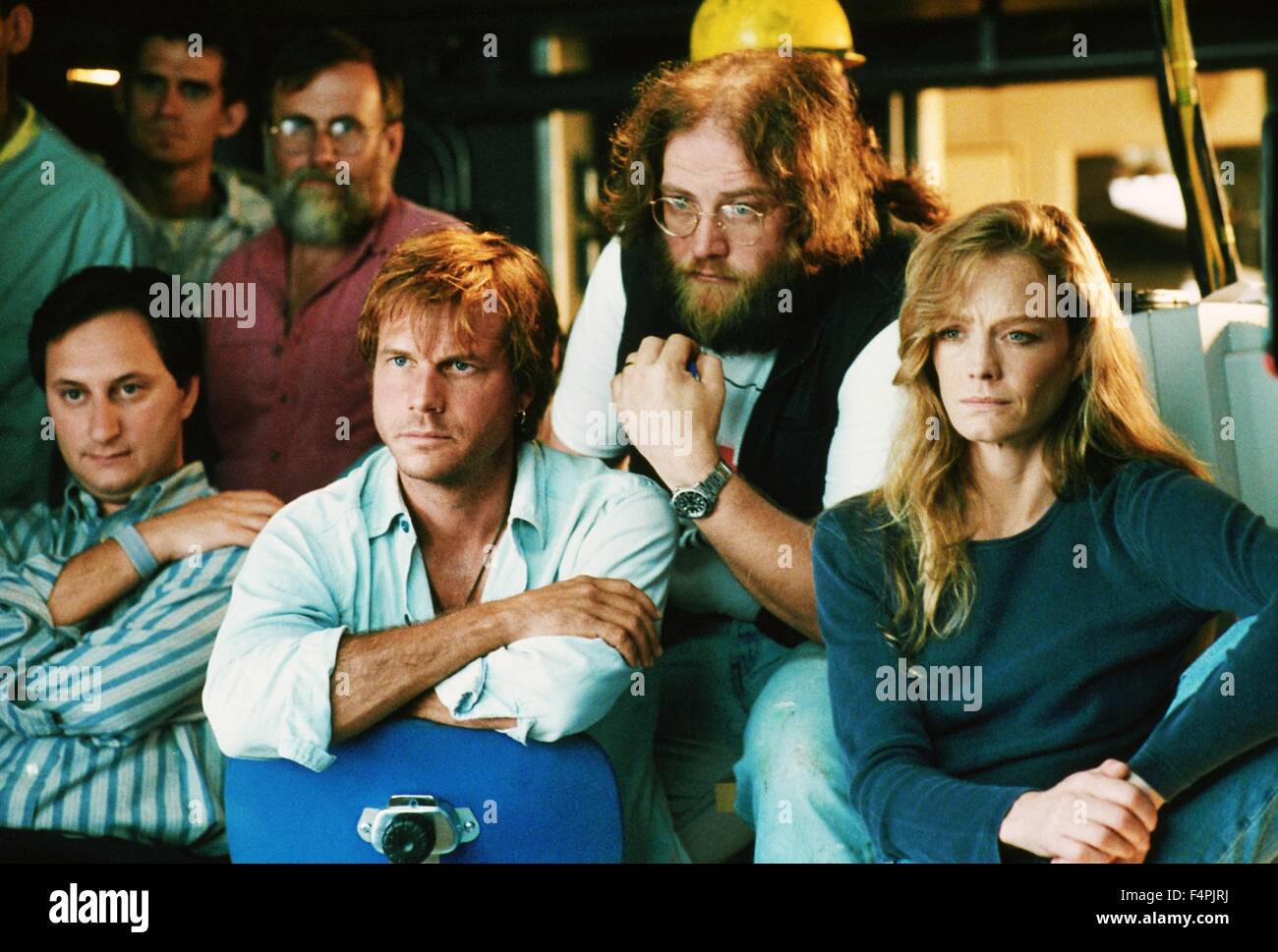 Bill Paxton et Suzy Amis / Titanic / 1997 réalisé par James Cameron [Twentieth Century Fox Photos] Banque D'Images