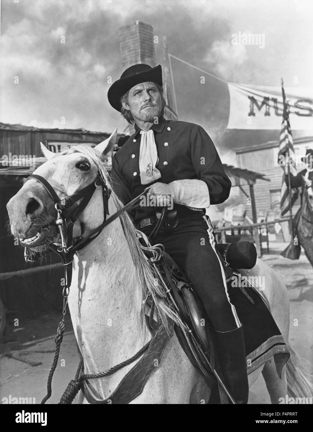 Robert Shaw / Custer of the West / 1967 réalisé par Robert Siodmak [Cinerama Productions Corp.] Banque D'Images