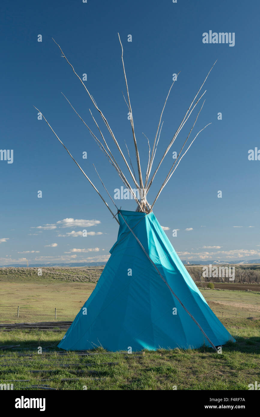Tipis Crow Agency, Crow Indian Reservation, Montana, USA Banque D'Images