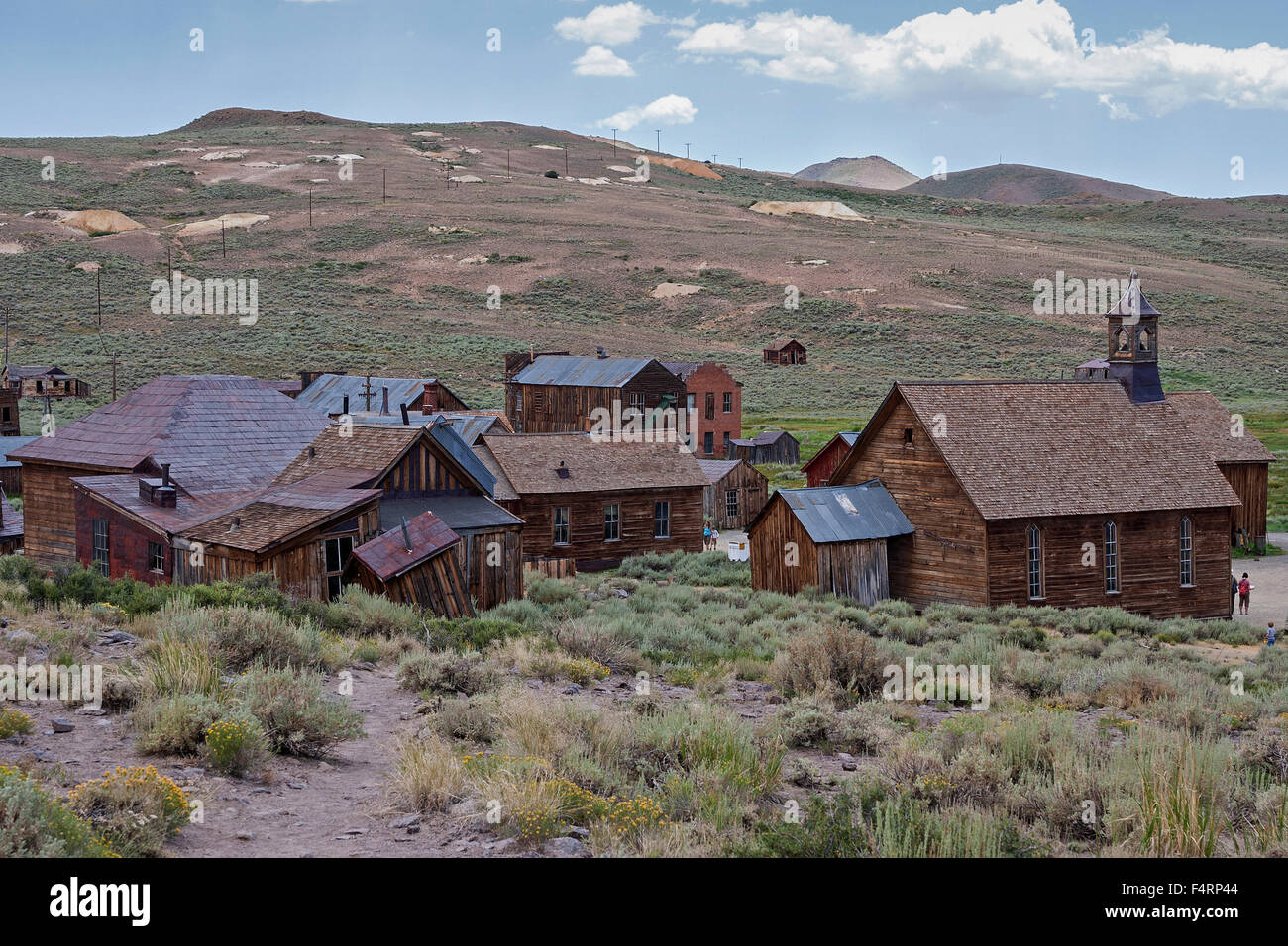 Vieilles maisons en bois, ville fantôme, ancienne ville minière, Bodie State Historic Park, Bodie, en Californie, USA Banque D'Images