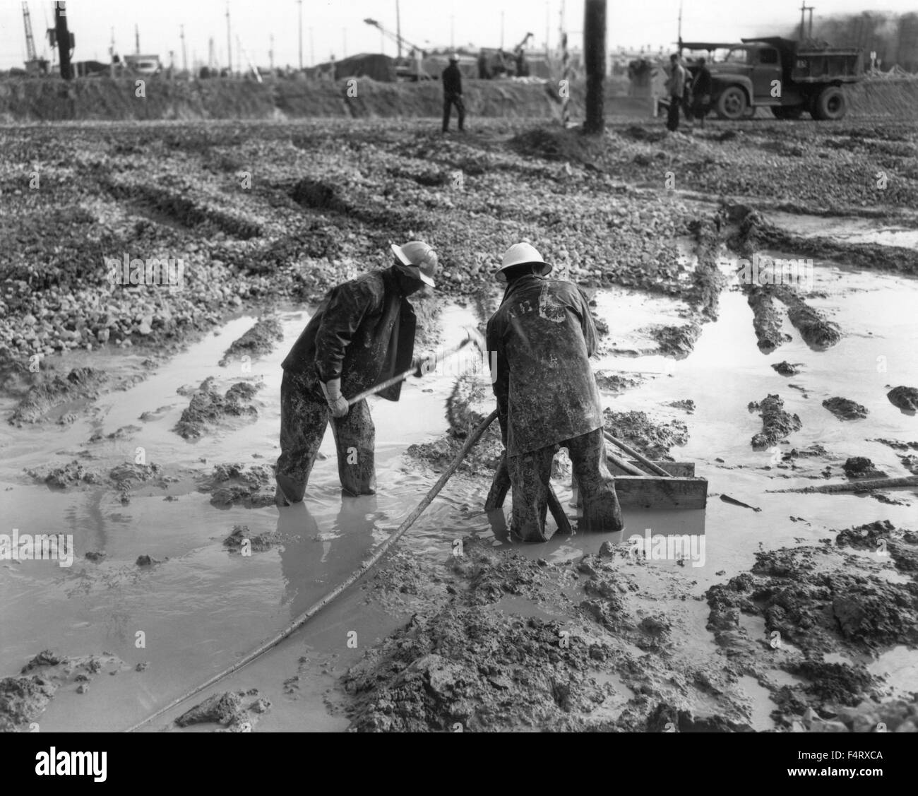 La construction de routes dans la région de Oak Ridge. 1944. La ville d'Oak Ridge a été créé par l'Army Corps of Engineers dans le cadre de la Clinton en Banque D'Images