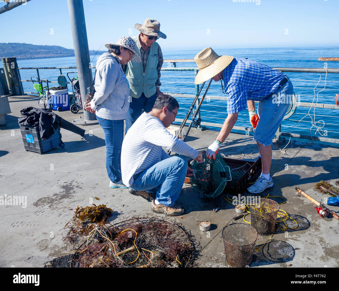 Pêche à la jetée de Redondo Beach en Californie;USA;Amérique ; Banque D'Images